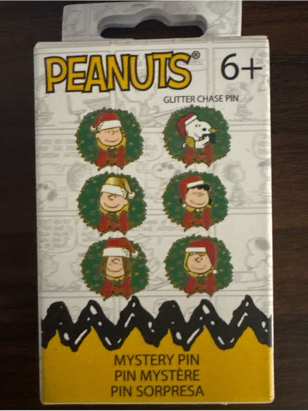 Peanuts Snoopy Mystery Pin
